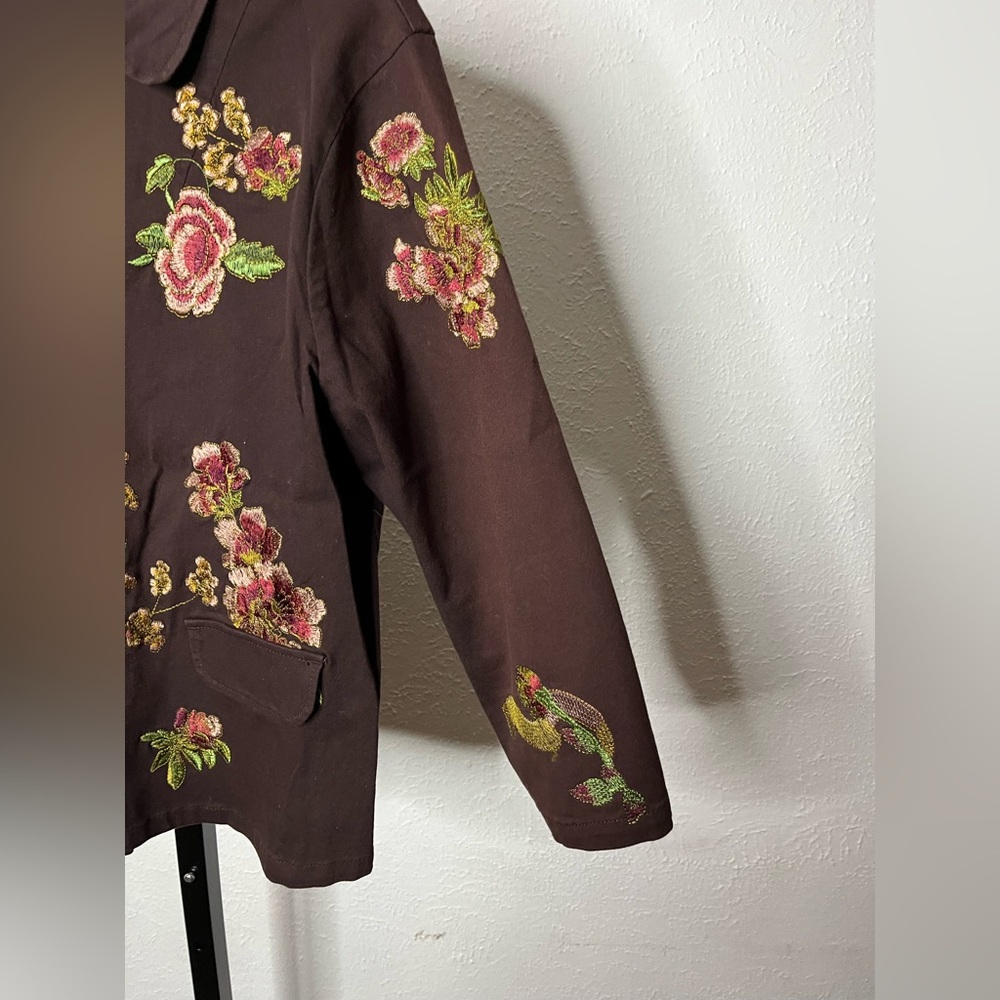 Entity Brown Embroidered Collared Snapped Buttone… - image 2